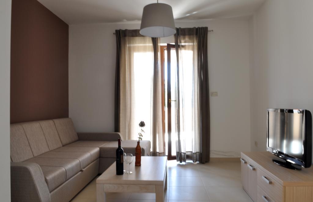 Apartments Braje غاباس الغرفة الصورة